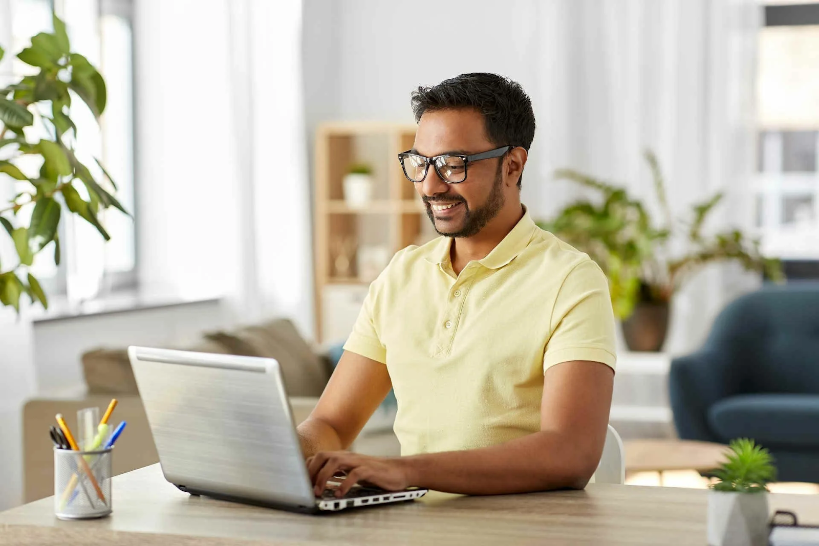 7 Free Ad Makers That Help Schools Promote Online Courses